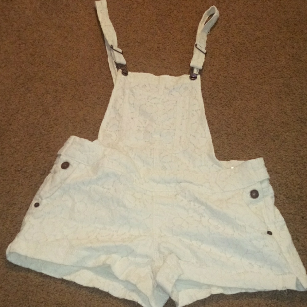 Indigo Rein White Lace Bibs